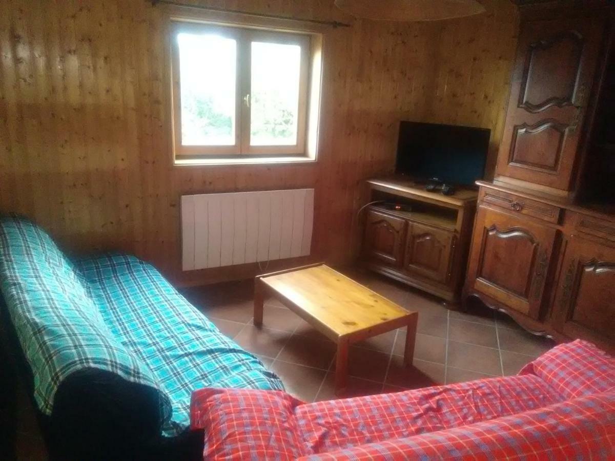 Jarrier Bel Appartement Au Rez De Chaussee D'Un Chalet מראה חיצוני תמונה
