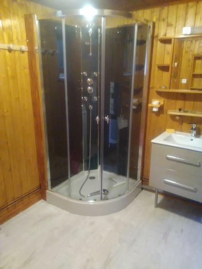 Jarrier Bel Appartement Au Rez De Chaussee D'Un Chalet מראה חיצוני תמונה